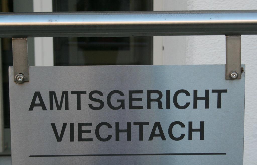 Junger Mann Wollte J Hrige Zu Sex Zwingen Urteil In Viechtach Gefallen