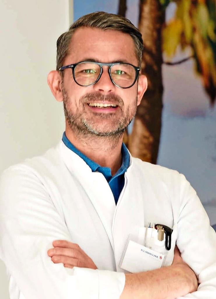 Hautarztpraxis Dr. Christof Schulte & Dr. Oliver Mainusch Warum Darmkrebsvorsorge wichtig ist – Ein Interview mit Dr. Oliver Heupel