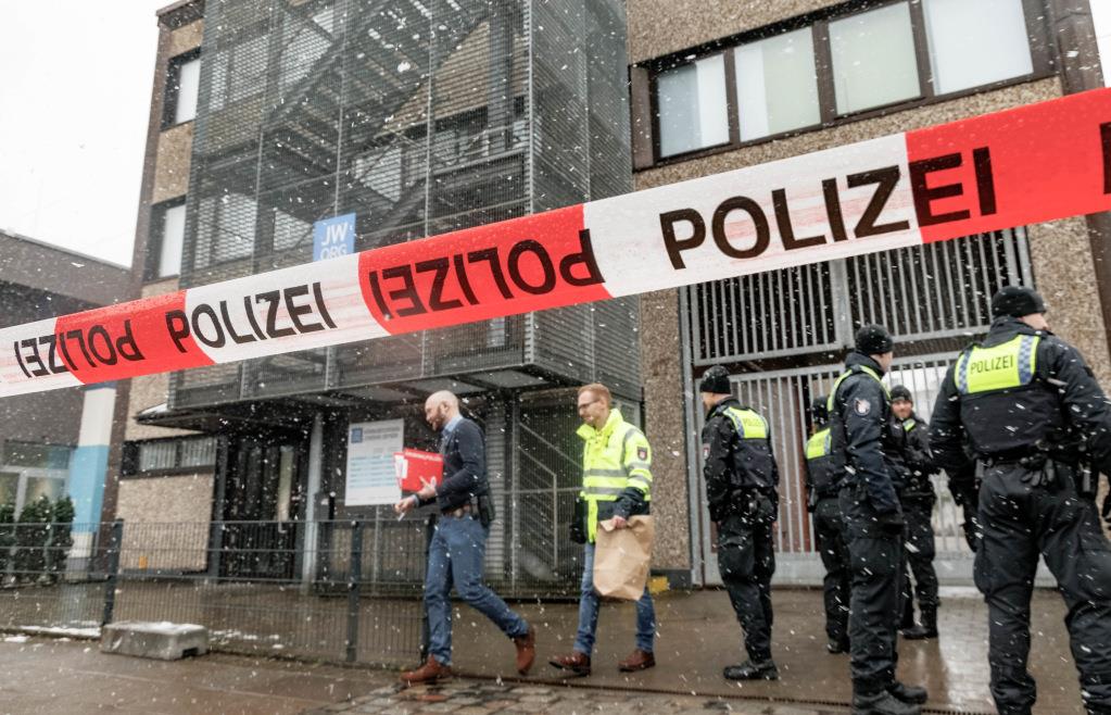 Essen Überruhr: Mädchen (13) Vergewaltigt – Dieses Foto Könnte Den Täter Fassen! - rjxugtm