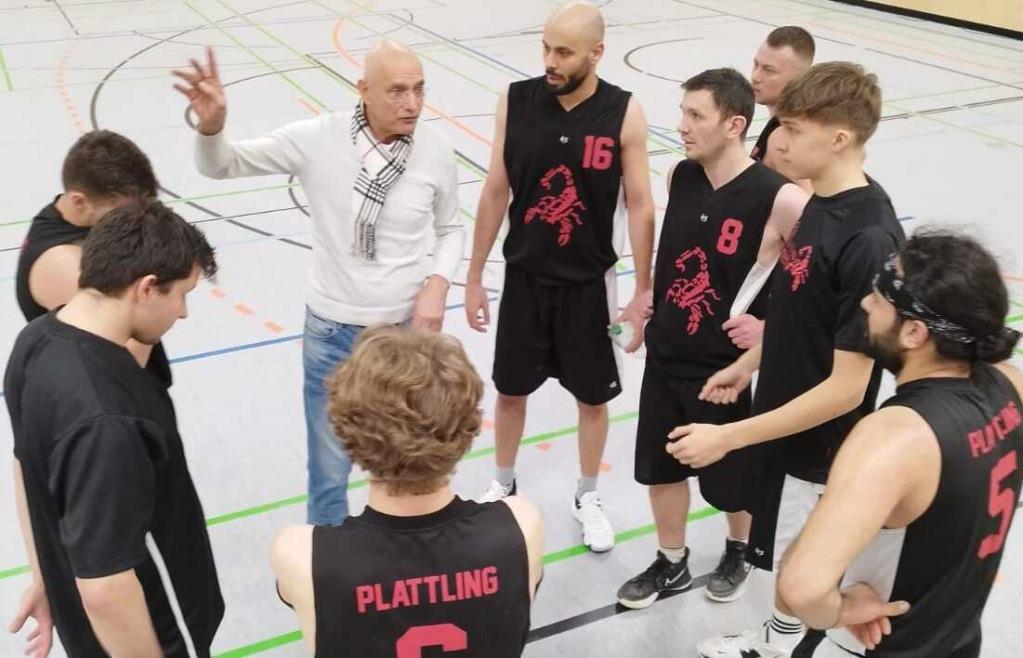 Stanojevic glänzt mit 34 Punkten Plattlinger Basketballer