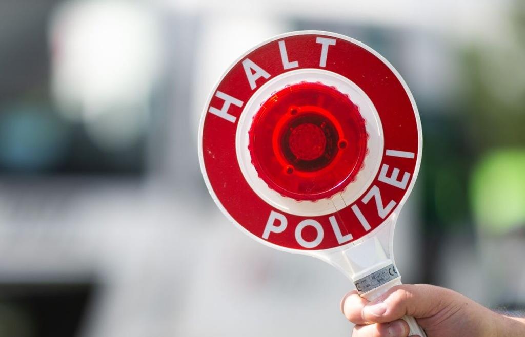 Mit Drogen Im Blut Und B llern Im Auto Unterwegs 21 J hriger In 