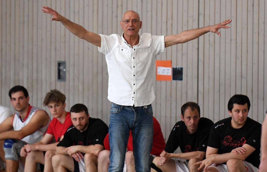 „Es ist dramatisch!“ Plattlings Basketballer und TrainerGuru Dejworek