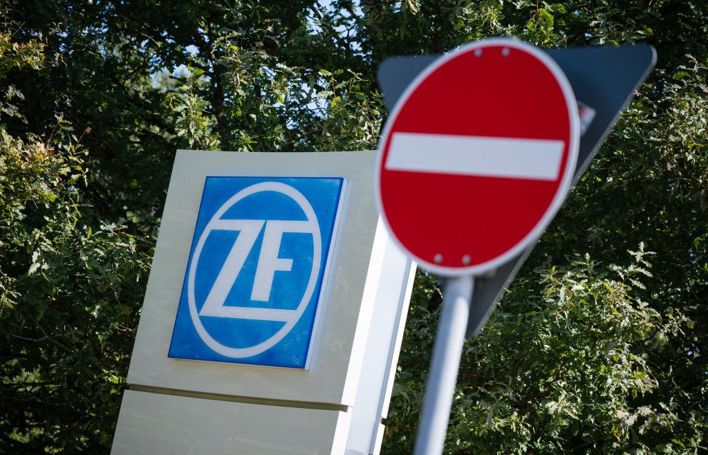 Kampf gegen Stellenabbau – ZF reduziert Arbeitszeit am Standort ...