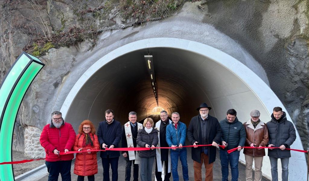 nach-jahrelangen-diskussionen-rad-und-fu-g-ngertunnel-in-passau-er-ffnet