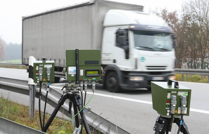 Mit 158 km/h durch die 80er-Zone auf der A3: Dieses kostenlose Foto ...