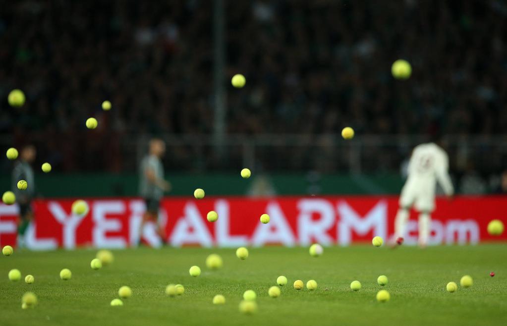 SUPVOX Quietschbälle Für Hunde – 12 Bunte Tennisbälle Mit Netzbeutel | Ideal Für Apportieren & Training