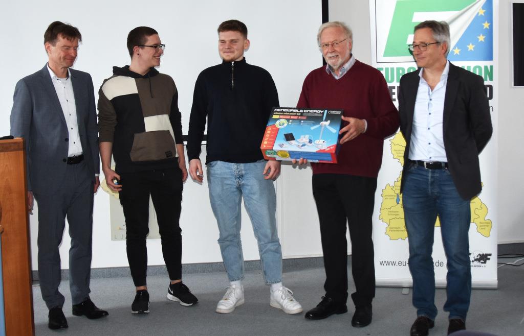 Wasserstoff als zukünftiger Energieträger: Europa-Union an der FOS/BOS