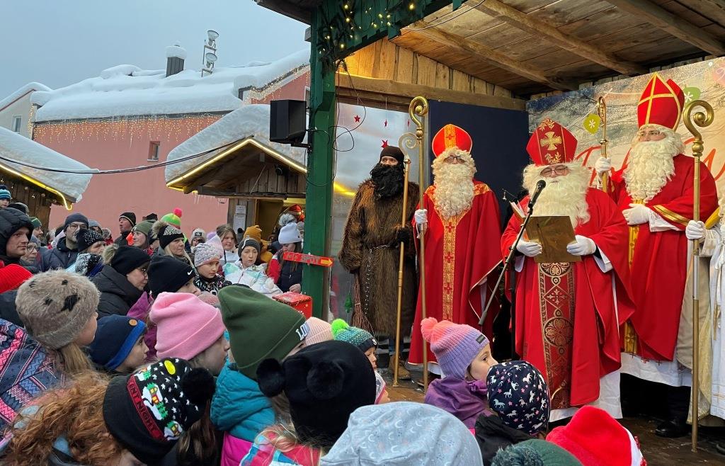 Die Nikoläuse sind los! Die Nikoläuse sind los!