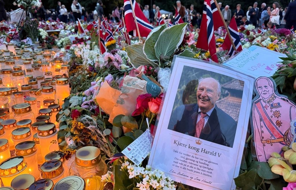King Harald will be buried on September 9 - | His royal life in pictures