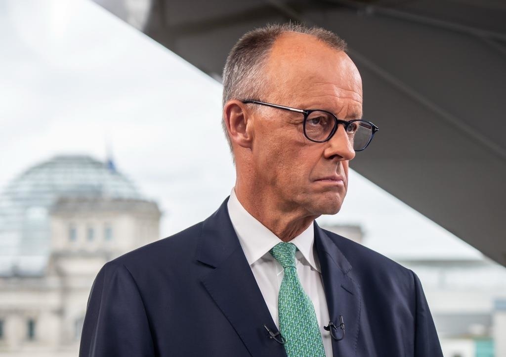 Merz wants to save at least ten percent on citizen's income