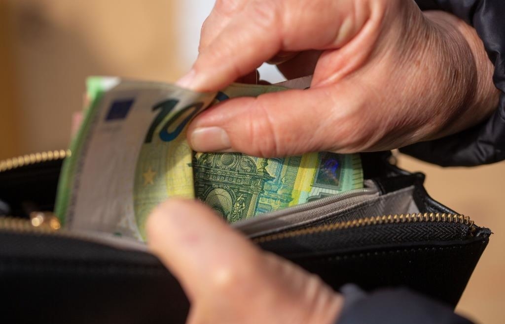 Satte Rentenerhöhung im Juli: Standardrente steigt auf 1.913 Euro – was  bedeutet das?
