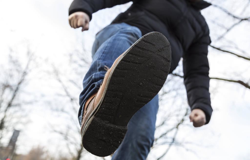 14-year-old from Zwiesel hits and threatens classmate