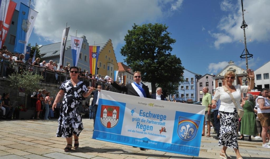 Grandioser Festzug zum Pichelsteiner-Jubiläum