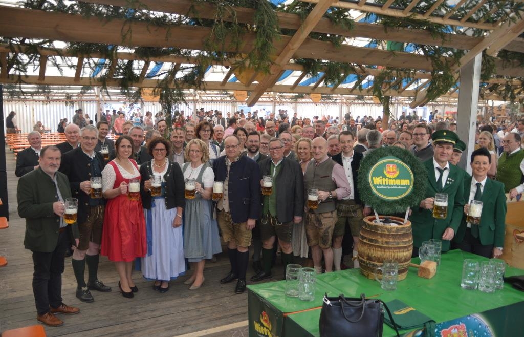 Endlich wieder Volksfest – Auftakt in Mamming