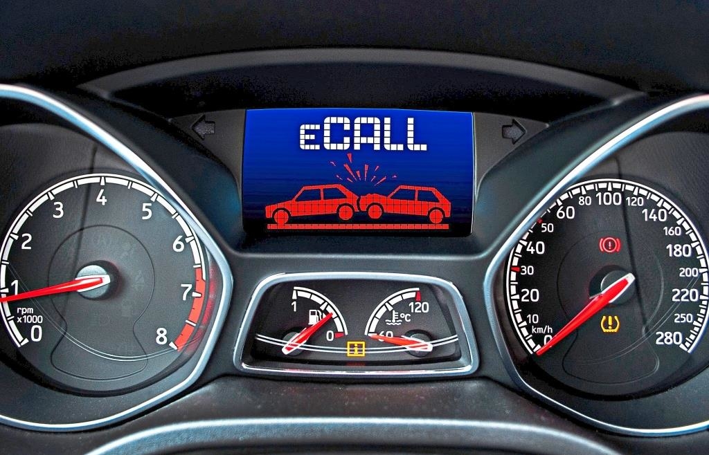Wegen des Notrufsystems eCall: Droht Millionen relativ moderner Autos ...