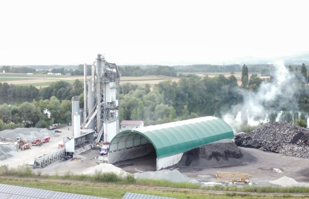 BitumenBehälter der Asphaltmischanlage in Uttenkofen hat am