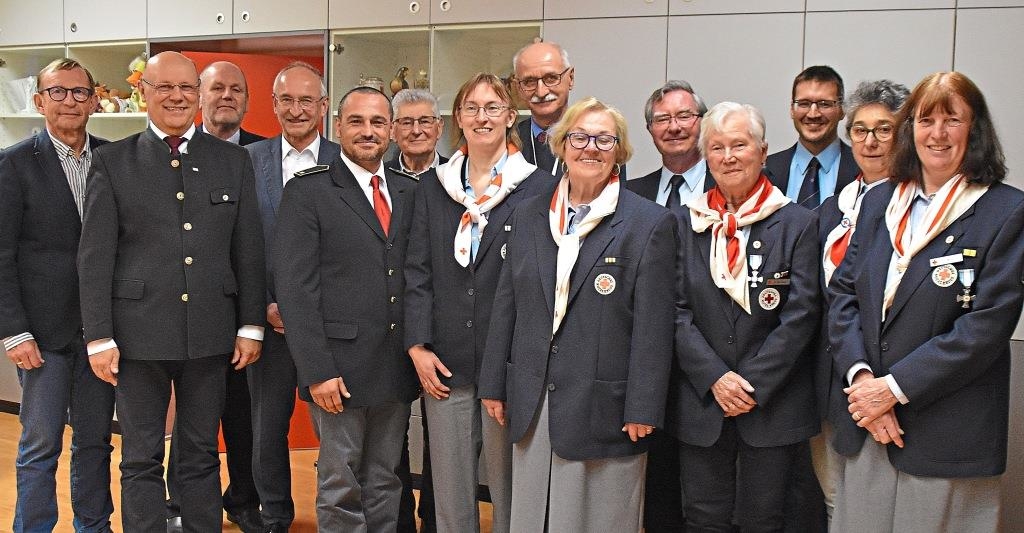 Barbara Rott Rotkreuz Kleines, aber sehr aktives Rotkreuz-Team