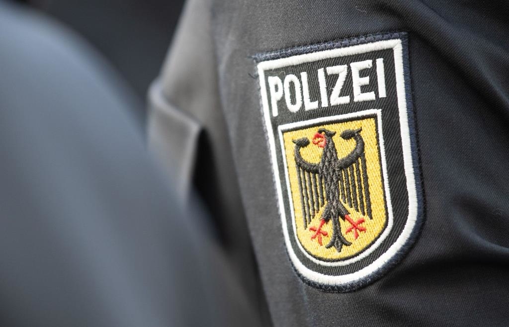 Frau am Deggendorfer Bahnhof betatscht: Die Bundespolizei sucht Zeugen