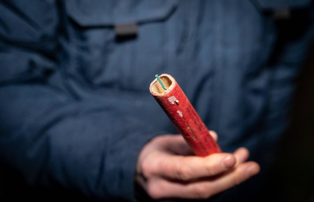 Mädchen werden in Grabenstätt aus fahrendem Auto mit Böller beworfen