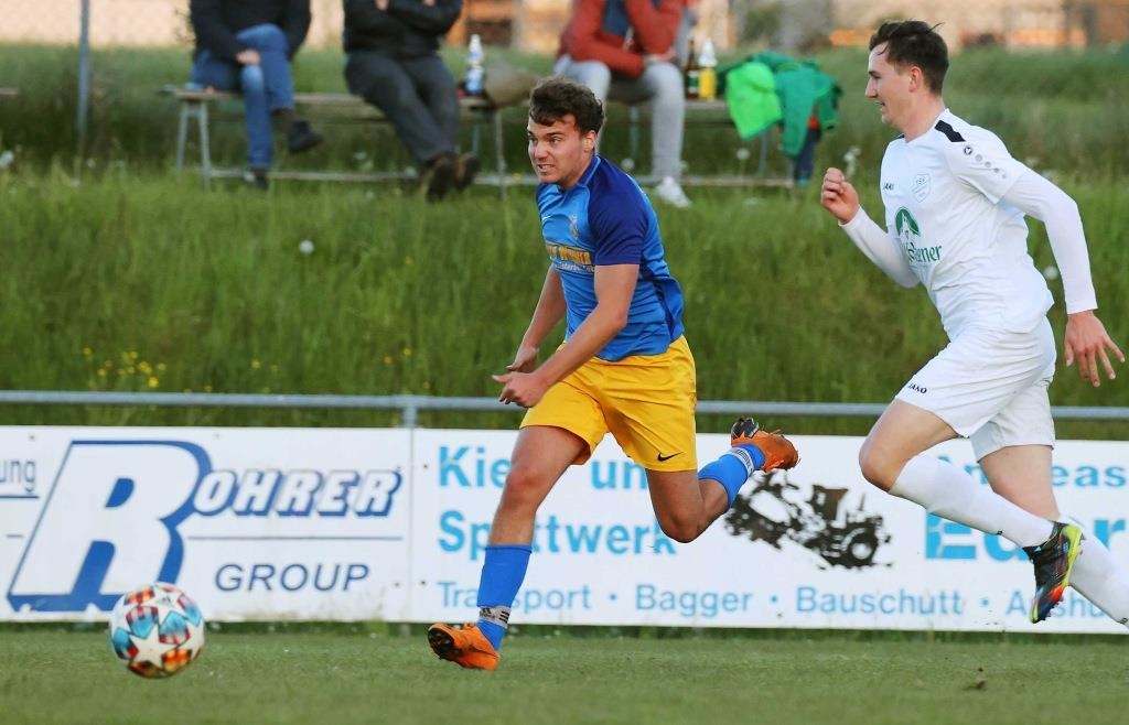 Peterskirchen kann noch gewinnen: Thusbaß und Rohde treffen beim 2:0 im ...