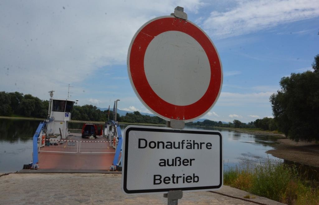 Ist die Hitze der Grund? Warum die Fähre in Stephansposching zurzeit nicht ...