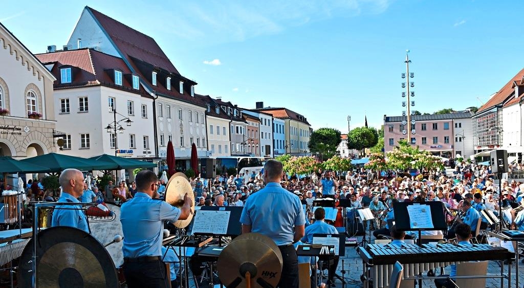 Die Bundespolizei feiert 75 Jahre Standort Deggendorf Bild