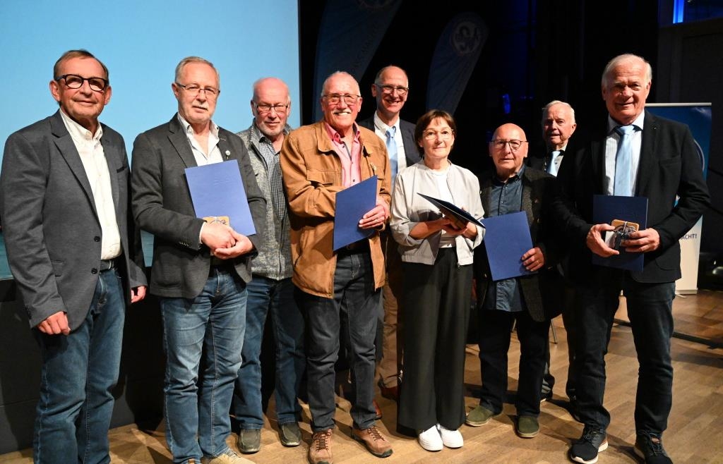 SV Gendorf Burgkirchen zeichnet beim 25. Ehrenabend zahlreiche Mitglieder aus