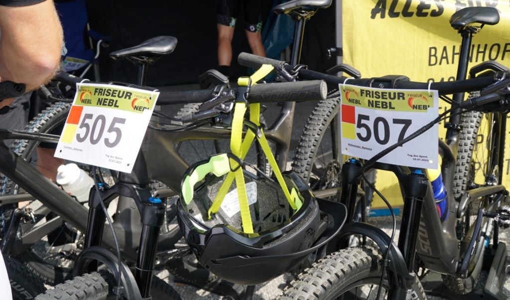 Beim „Quälspaß“ gibt’s sogar ein Küsschen vom Teufel