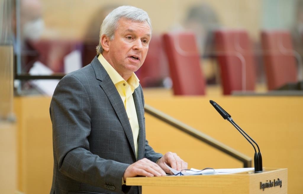 Zwist in der AfD: Ralf Stadler will Landesparteitag in Passau anfechten