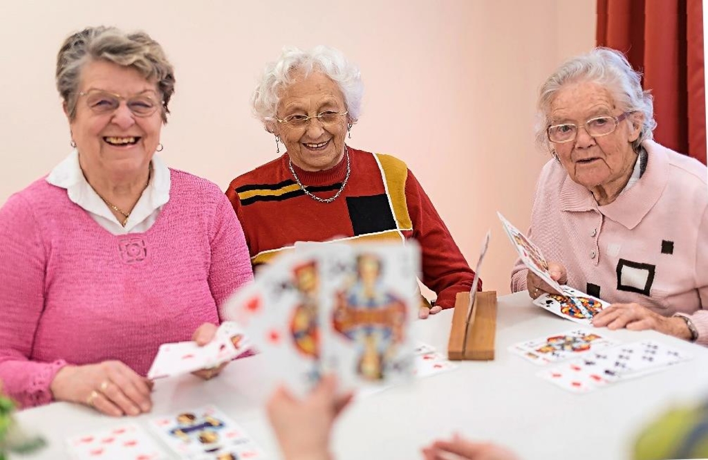 Visual Impairment: An Early Warning Sign of Dementia