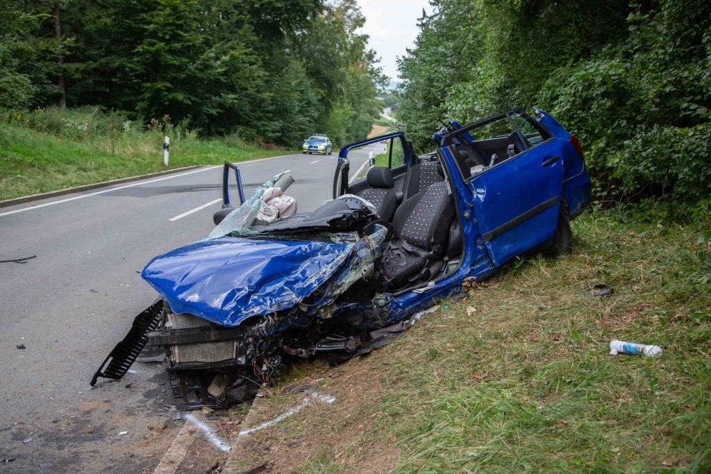 Tödlicher Verkehrsunfall bei Wendelskirchen – Mann (40) stirbt nach ...