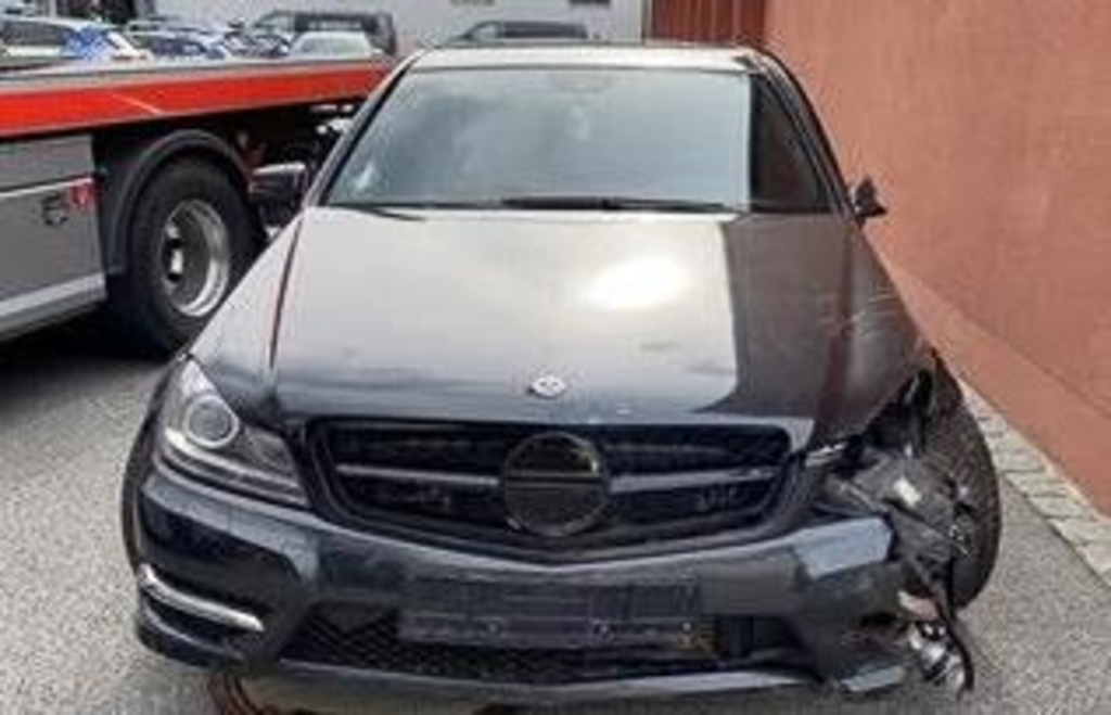 Telefonbetrug in Deggendorf: Nachbar meldet Kennzeichen, Polizei verfolgt ...