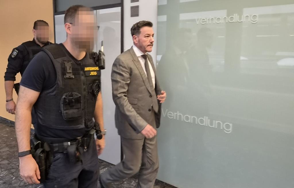 Not going to prison after all: Former billionaire René Benko is allowed to ...
