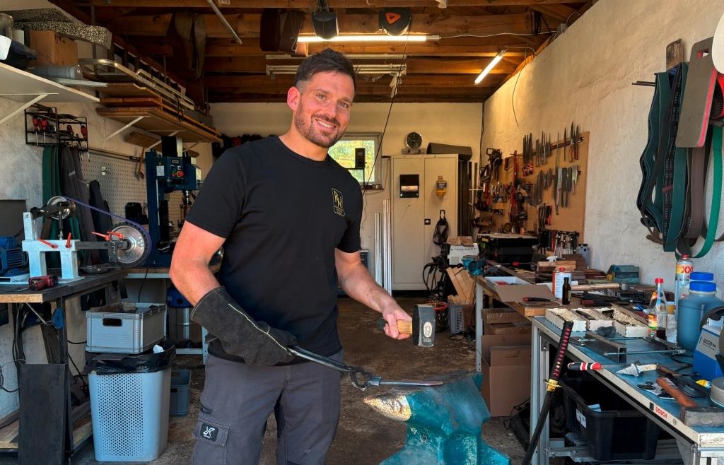 Passionate about blacksmithing: Zachenberger (34) has been making his own ...