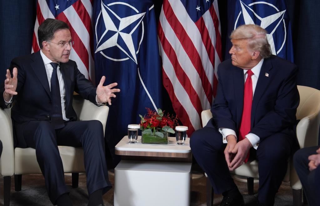 Trump berät mit Rutte: USA prüfen laut Bericht „Bestrafung“ der Nato 