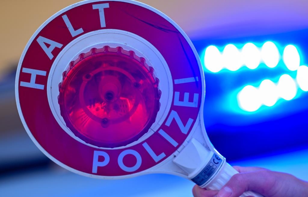 Minor flees in stolen Fiat Punto - | and collides with Traunstein police ...