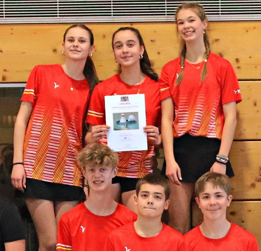 Hertzhaimer-Gymnasium Trostberg Badminton Teams Secure Another Victory