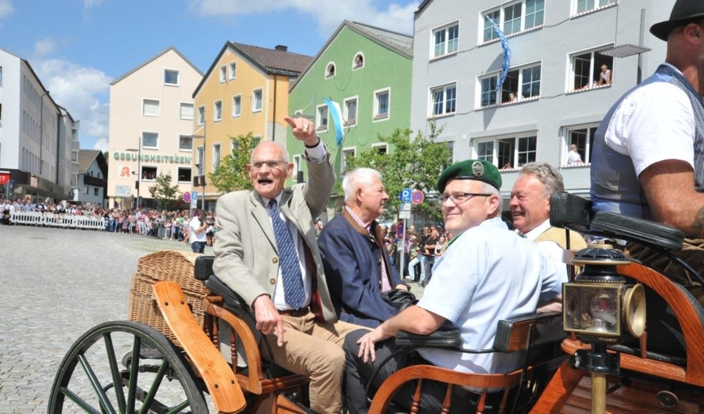 Grandioser Festzug zum Pichelsteiner-Jubiläum