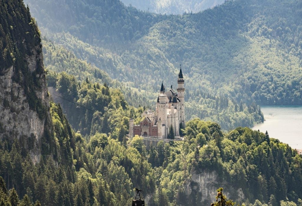 Fire in Neuschwanstein Castle Restaurant - | that was probably the reason