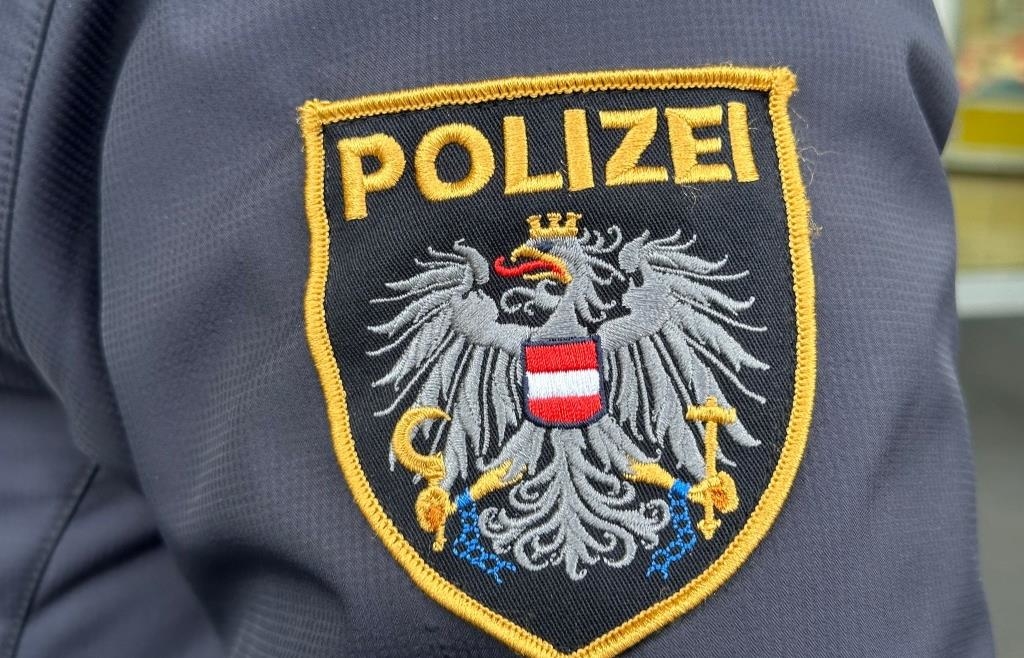 Chemiealarm am Salzburger Hauptbahnhof: Brennbare Substanz Natriummethylat ausgetreten — image 2