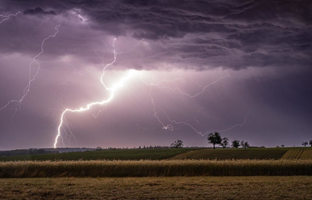 Heat and thunderstorms in the region: All developments in the news blog