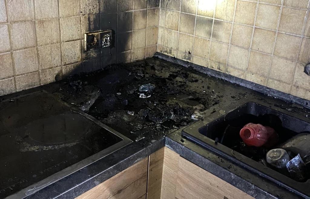 Defekte Mikrowelle verursacht Brand