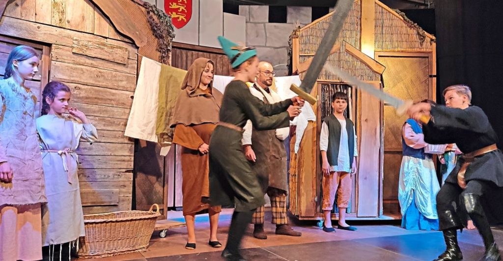 Aufwendige Robin Hood Inszenierung des Theater am Inn (THamI) in der ...
