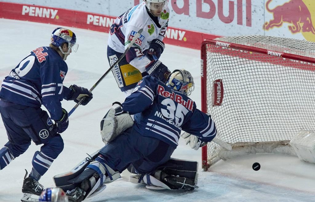 Deggendorfer spielt in München groß auf Erster DELHattrick für Manuel