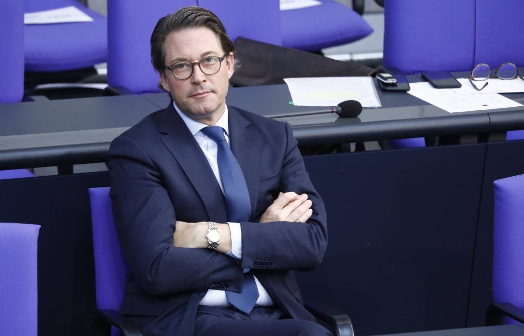 Scheuer appears concerned: This is what the former transport minister has ...